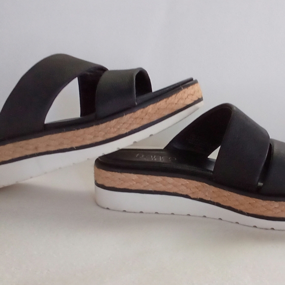Franco Sarto, sandals size 6.5 us black - Picture 3 of 3